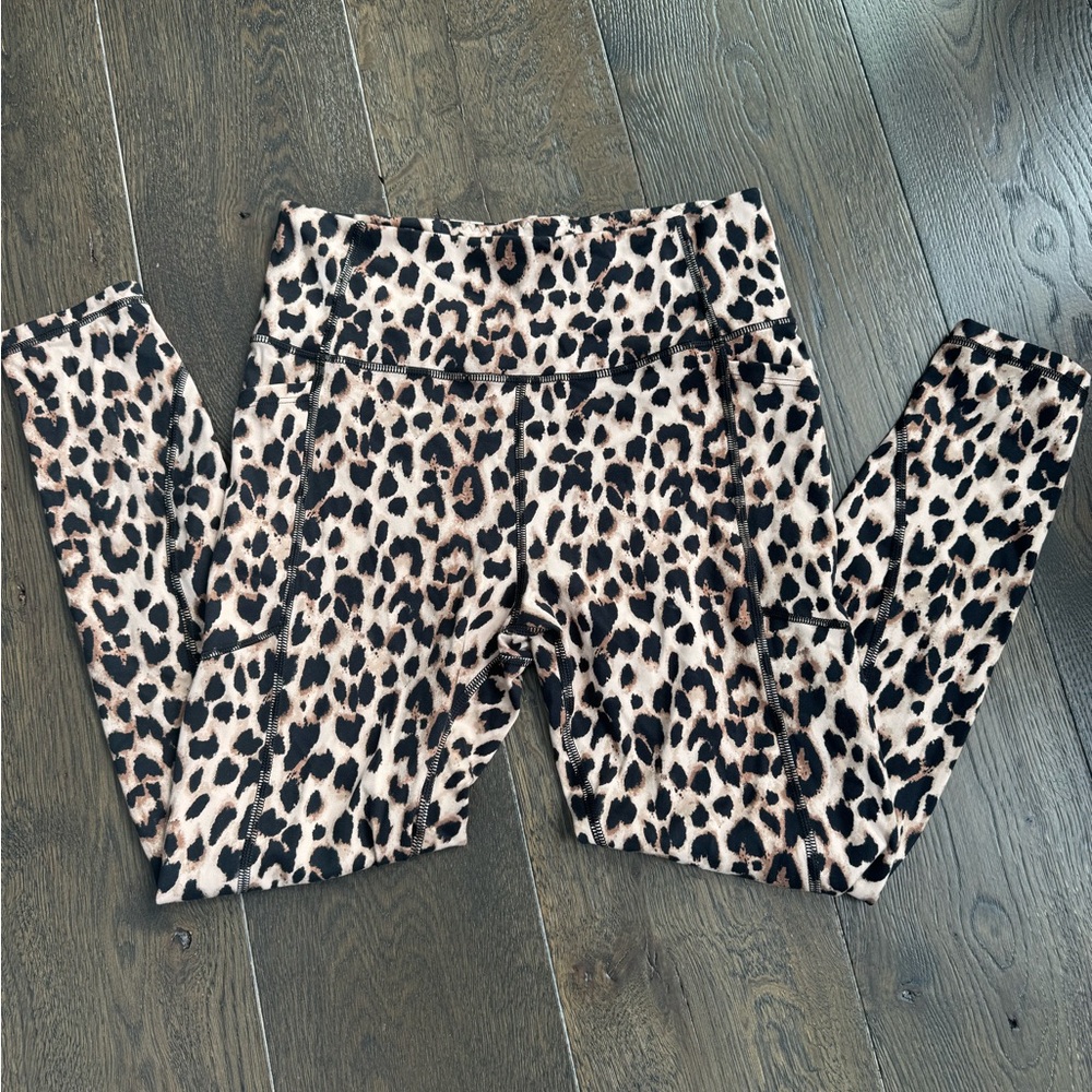 Victoria's Secret Leopard Pattern Leggings